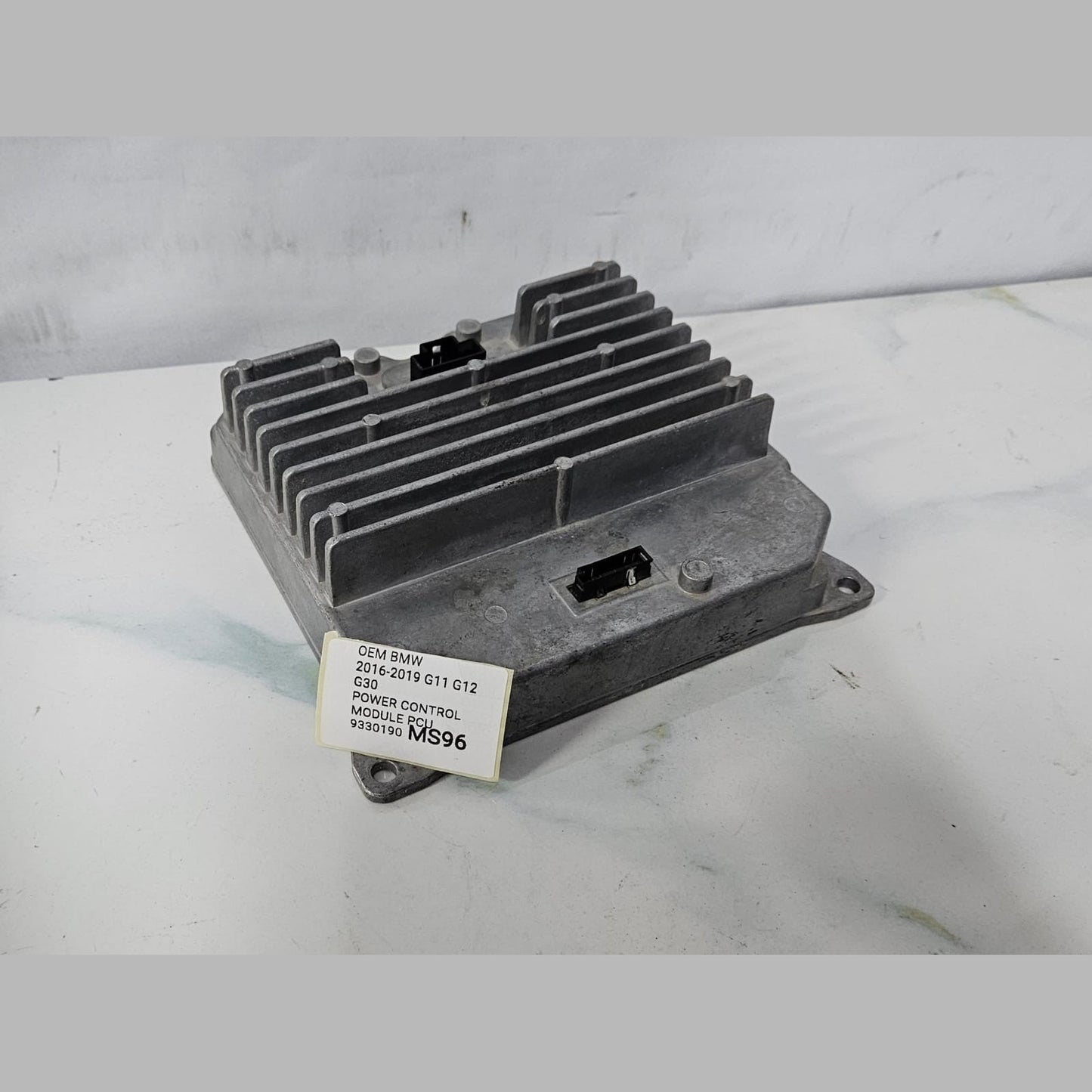 OEM BMW 2016-2019 G11 G12 G30  POWER CONTROL MODULE PCU 500   9330190