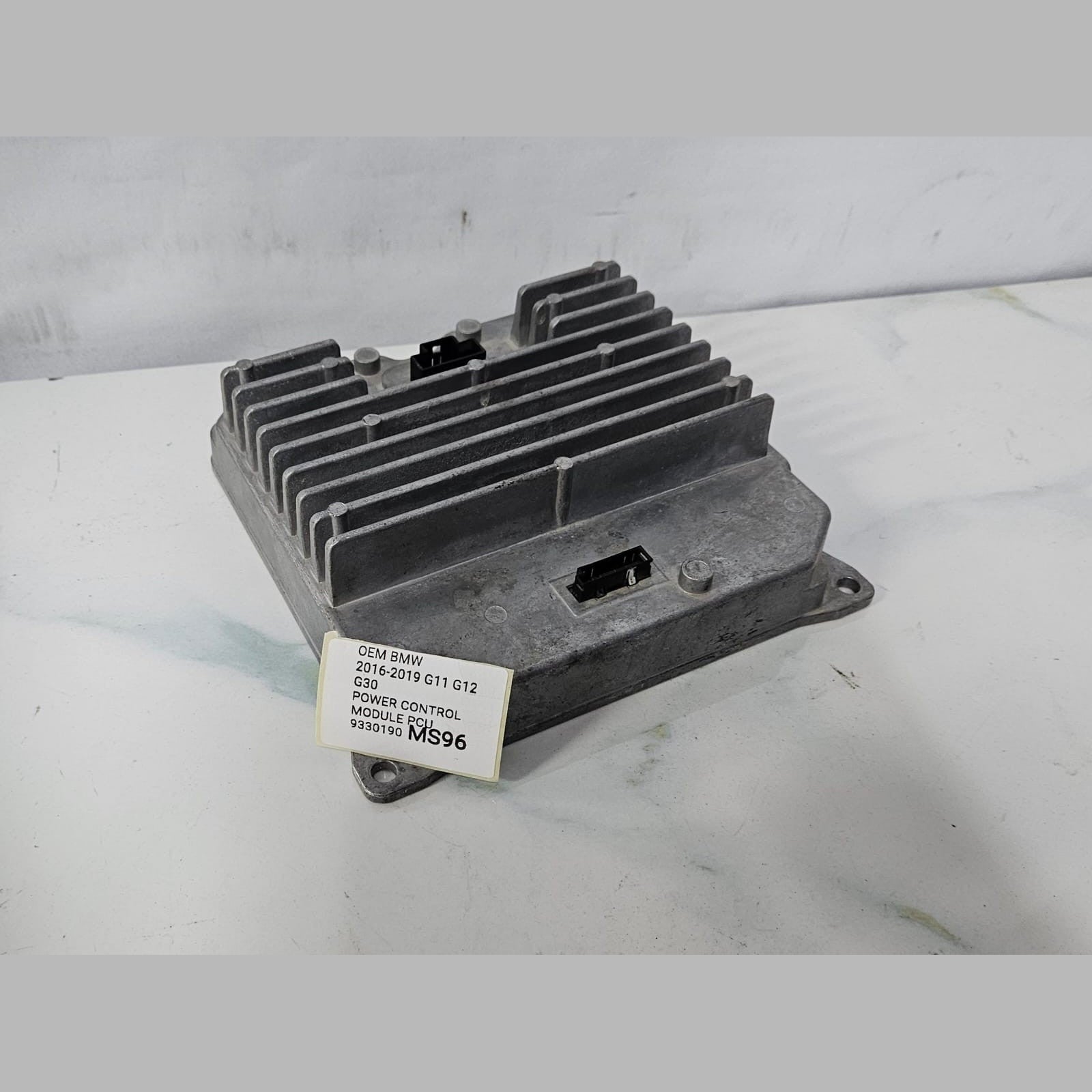 OEM BMW 2016-2019 G11 G12 G30  POWER CONTROL MODULE PCU 500   9330190