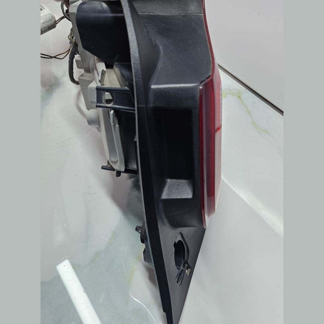 BMW 2 Series F22, F23, F87 Rear Right Side Light Tail Light Assembly 7295424 OEM