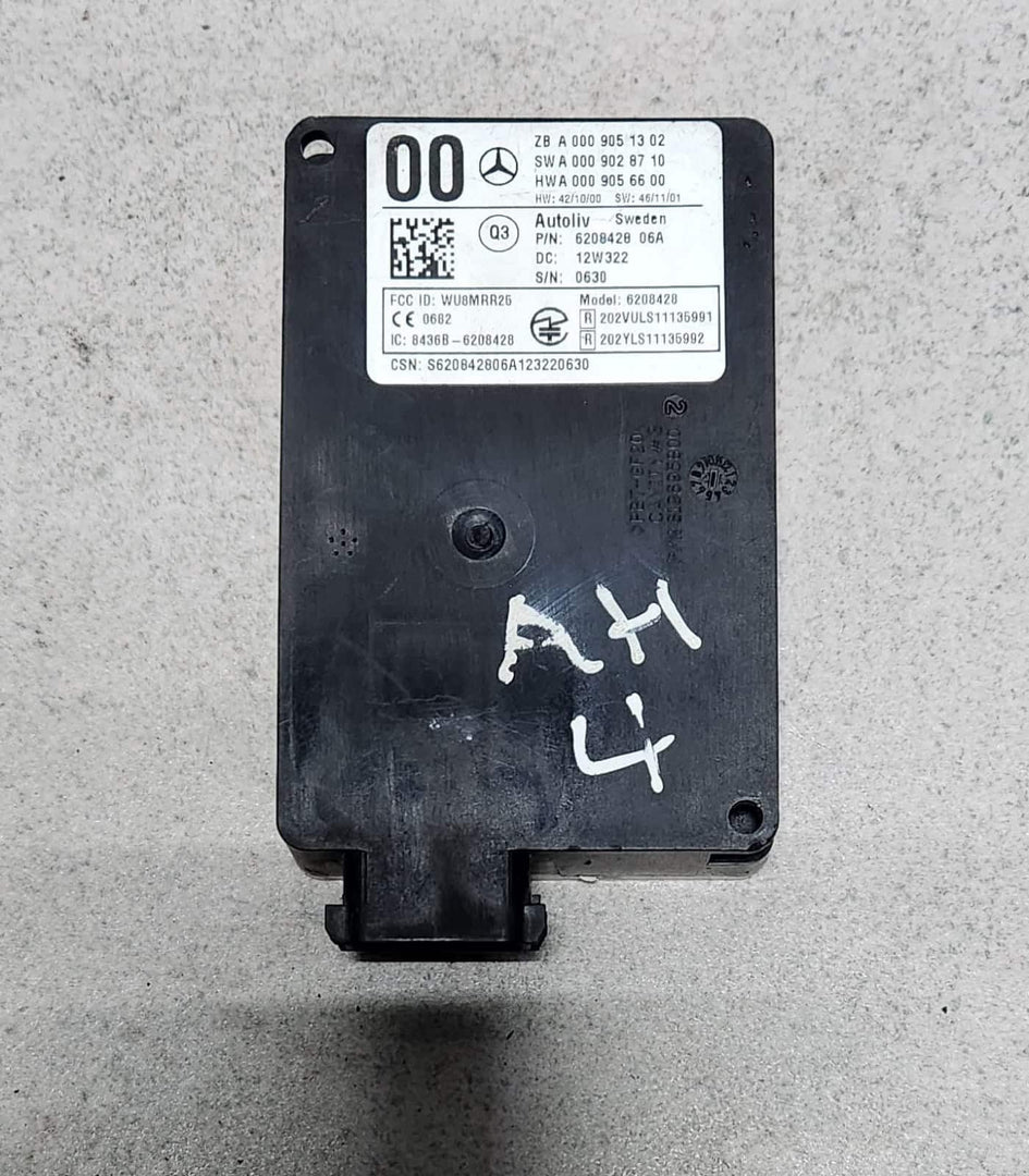 Benz Radar Sensor A0009051302  B-Class W246 W242, A-Class W176, and CLA W156