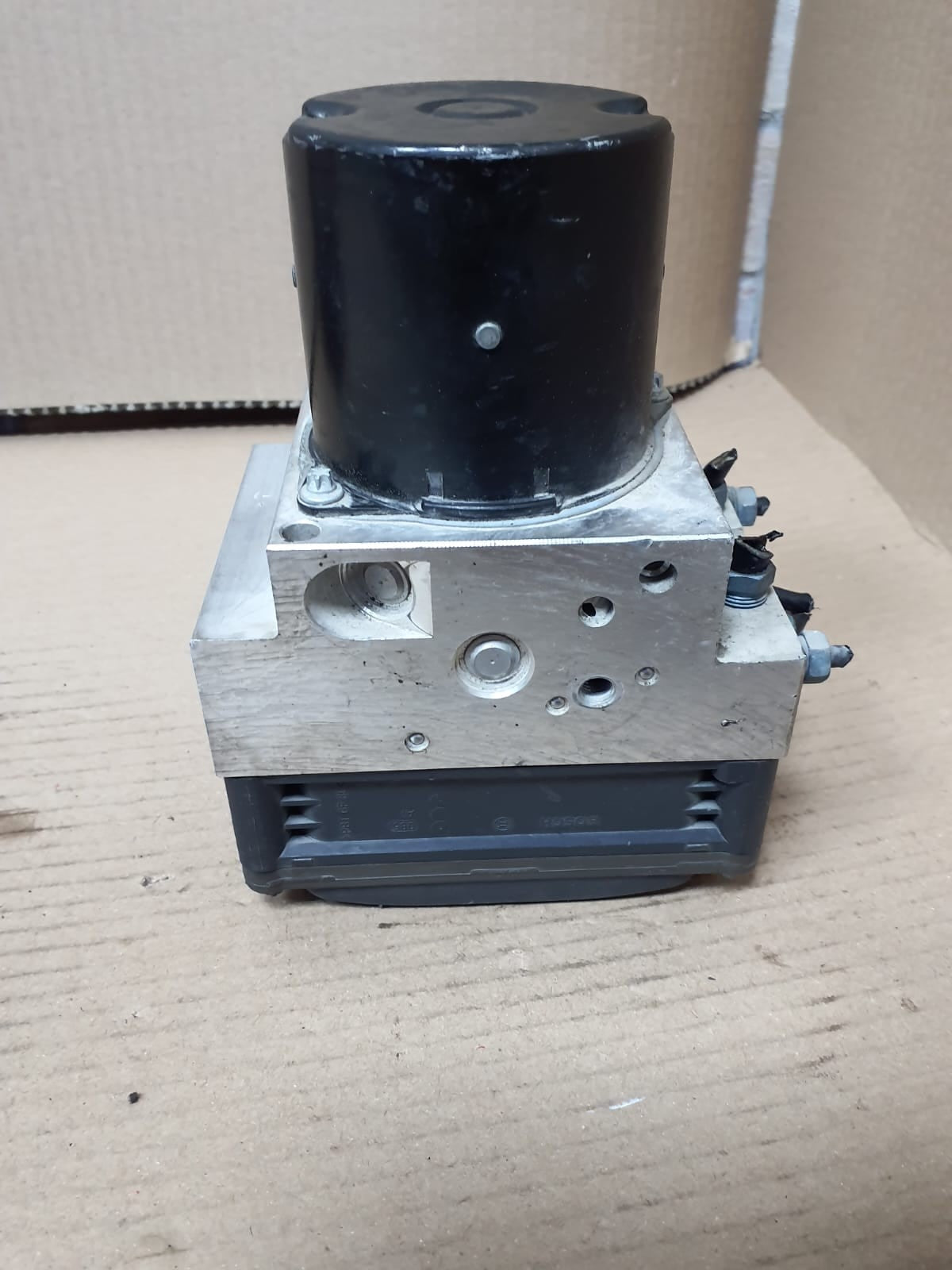  BMW 7' F01 F02 F03 F04 740i ABS Pump Brake Hydro Control Unit Module 6792480