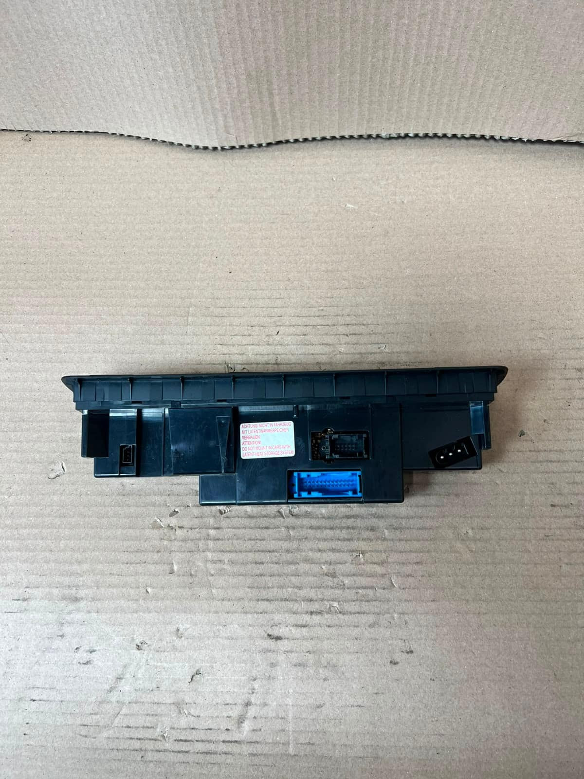 2004-2006 BMW X5 E53 Automatic Air Conditioning CLIMATE Control UNIT 6927898