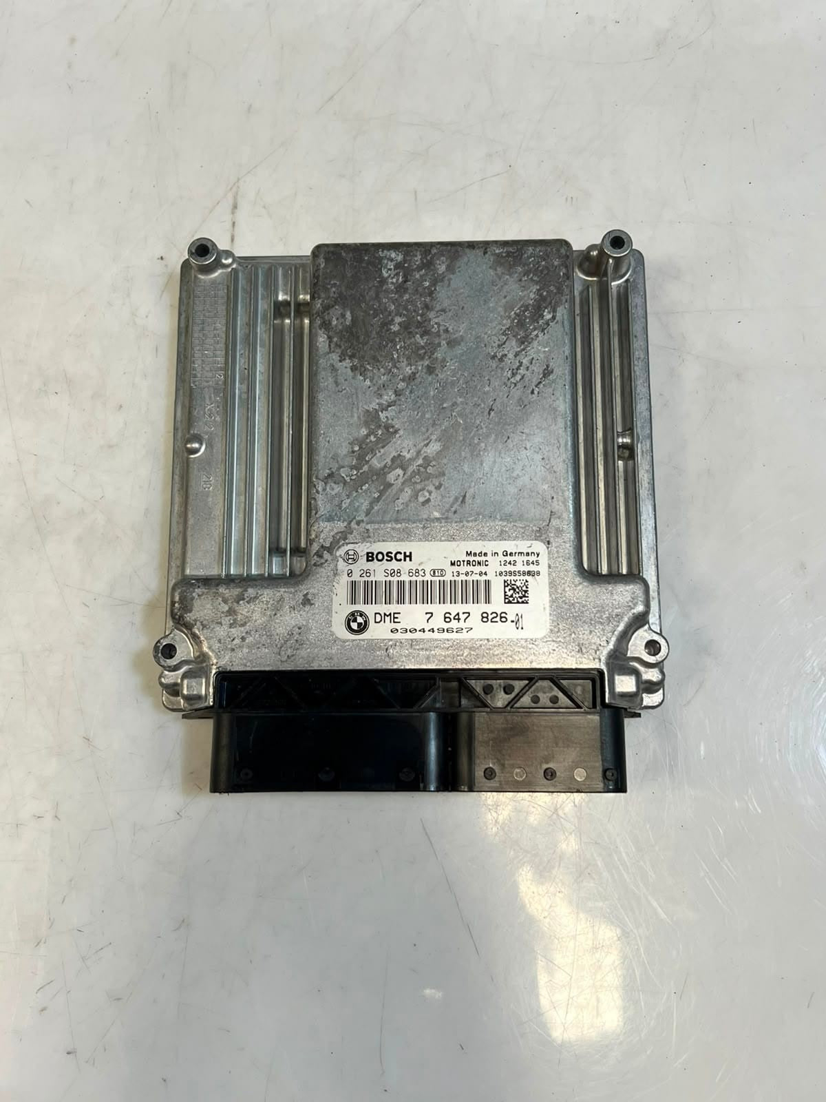 BMW 1' 3 Series LCI E82 E87 E88 E90 Engine Control Unit ECU ONLY 7647826 OEM