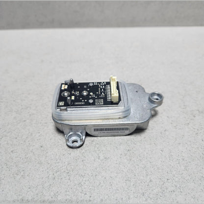 Genuine 2018-2020 BMW 740i LED Headlight Turn Signal Light Module 9498409 