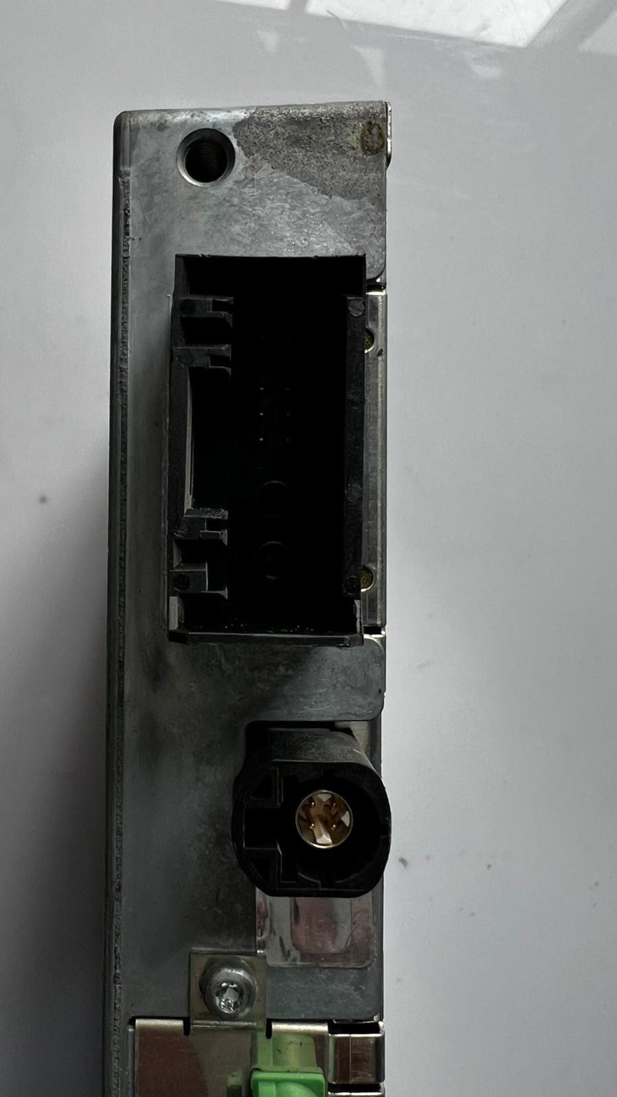 BMW X5 F15, X3 F25, and F01 Video Control Module 9321039 