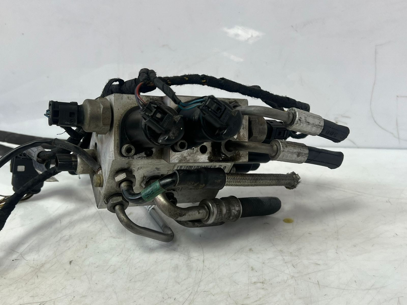 2002-2005 BMW 7' 745i 760Li Dynamic Drive Hydraulic Pump 6758704 OEM