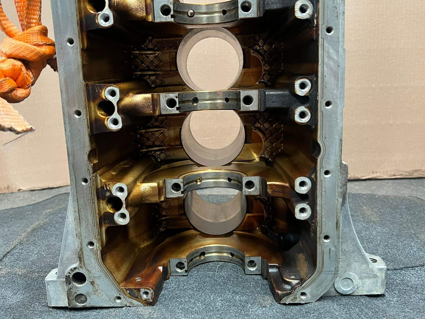 BMW 530i 3' 5' E83 E39 E60 E46 M54 ALUMINIUM inline-six Engine Block 7502903 OEM