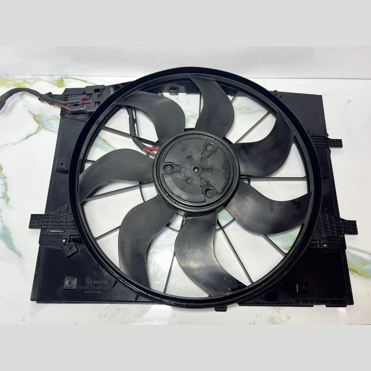 Mercedes W222 S-Class S550 S550 S63 Radiator Fan Cooling Fan Motor A099 9060612