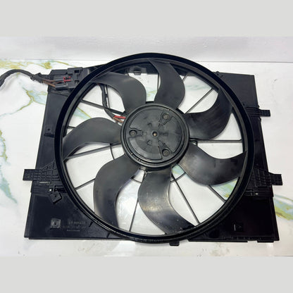 Mercedes W222 S-Class S550 S550 S63 Radiator Fan Cooling Fan Motor A099 9060612
