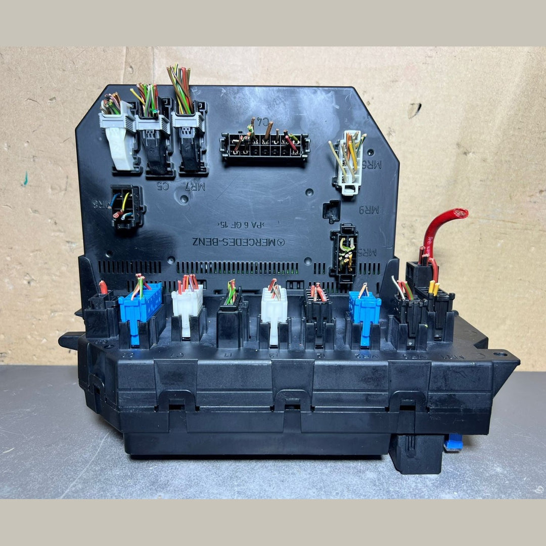 Mercedes W221 S-Class Front Fuse Relay Box SAM Control A221 9006001 A221 9005801