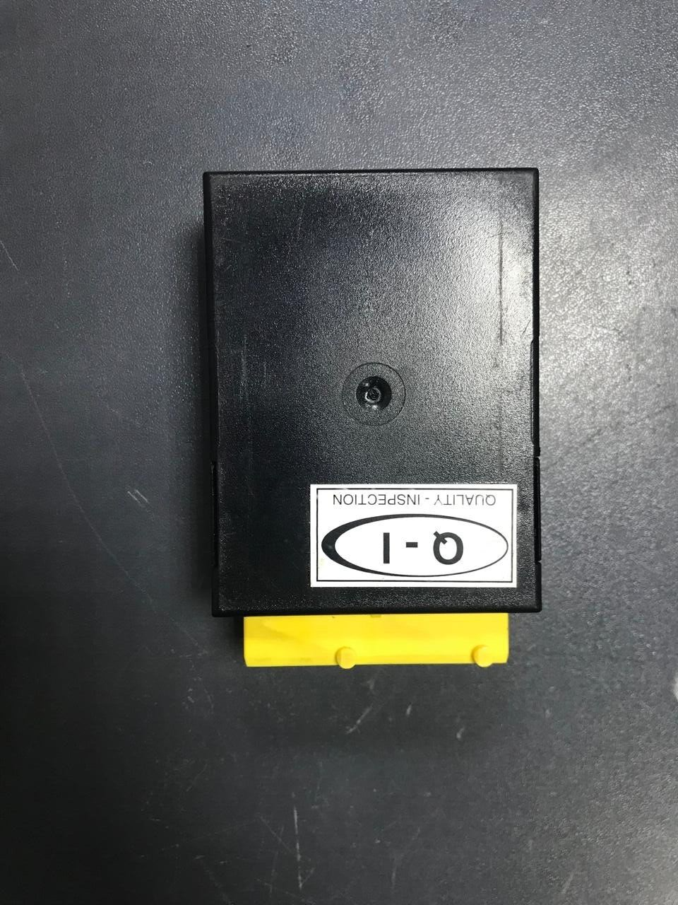 BMW 750iL  E38 1995 M73 ENGINE CONTROL COMPUTER ECU UNIT SET  DME 1427684