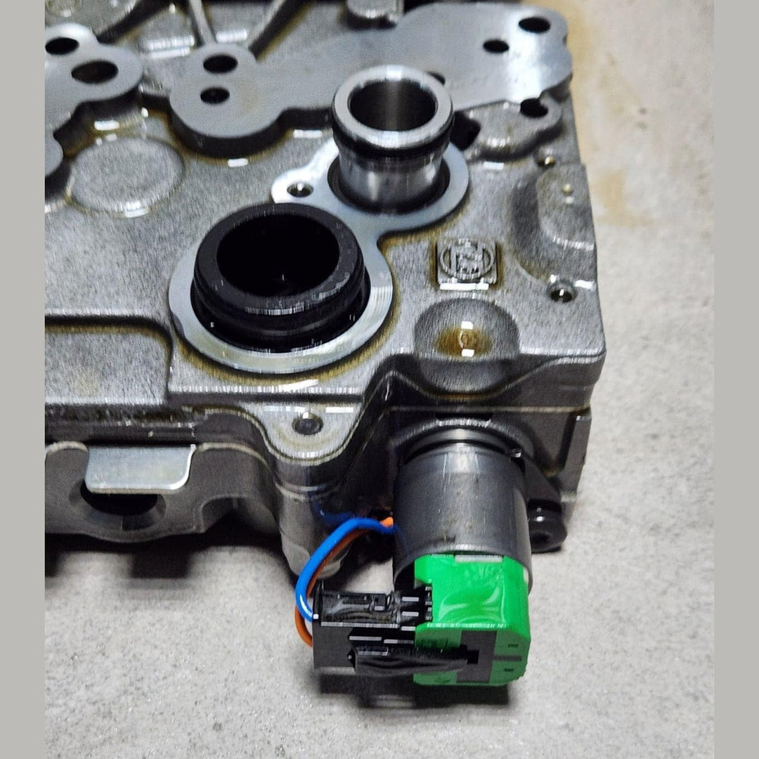 2012-2015 BMW X1 E84 2.0 TURBO Transmission Mechatronic Valve Body 0260550051