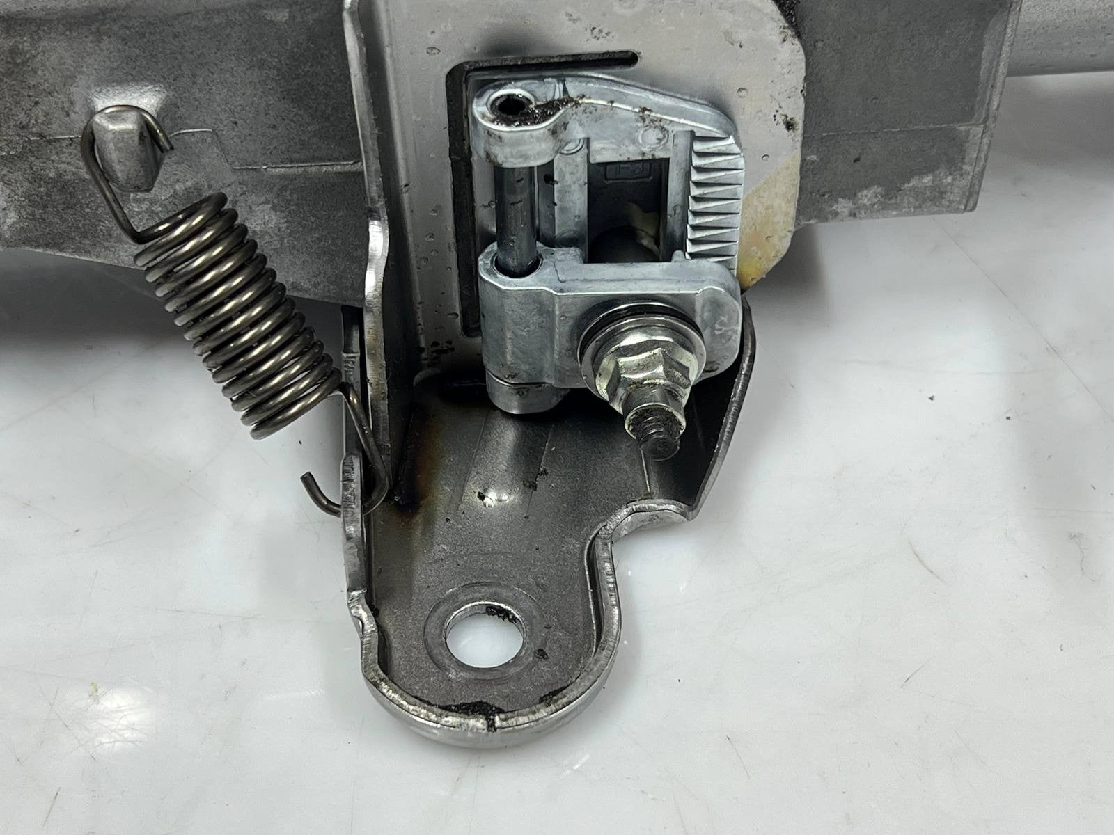 2018-2025 BMW X3 Manual Adjustment Steering Column 6896187
