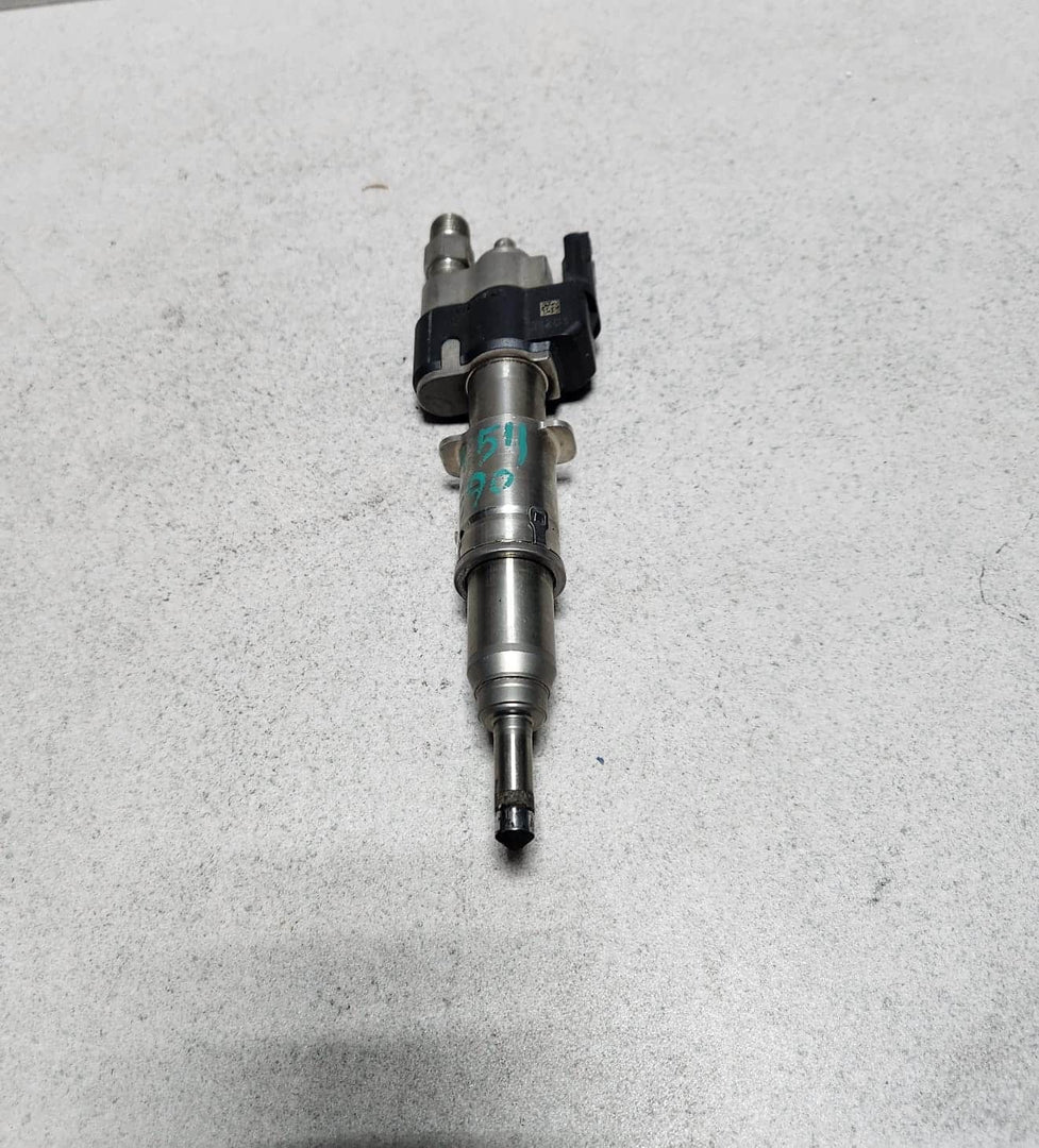 BMW Direct Fuel Injector 7565138 3 5 6 and 7-Series 