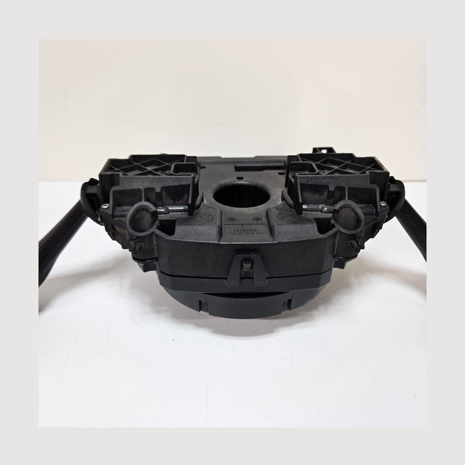 OEM BMW 2, 3, 4 Series F22, F30, F32, F34 Steering Column Switch Cluster 9253751