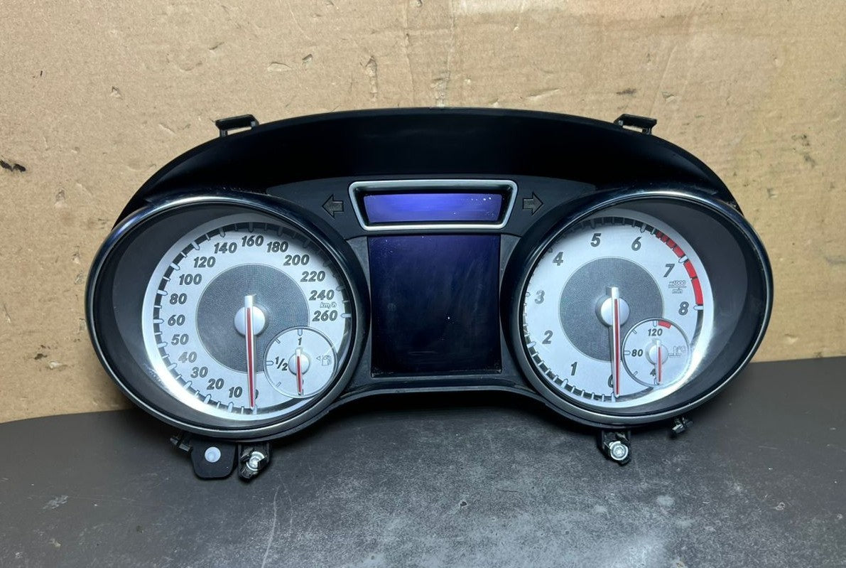 14-17 Mercedes-Benz W117 CLA Instrument Cluster Speedometer A117 9004001 OEM