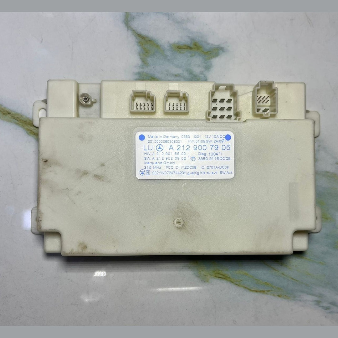 Mercedes-Benz W212 E-Class E350 Keyless Go Entry Control Module A212 9007905 OEM