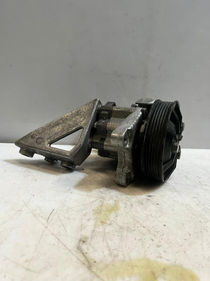 2008-2010 BMW 528i E81 E87 E90 E91 N52B25 2.5P Power Steering Pump 7539015 OEM