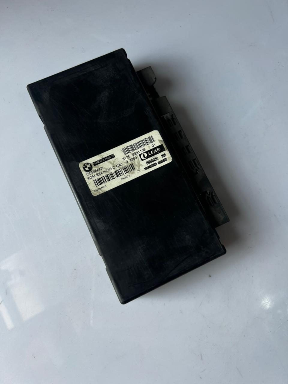 2008-2011 BMW 528i Body Gateway Module 9221109 5-Series E60 E61 and 6-Series E63