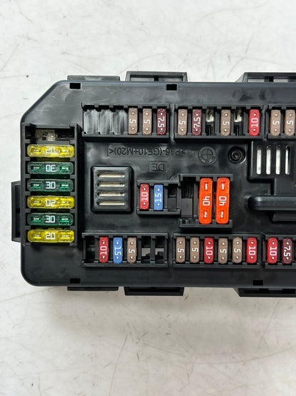 2014-2018 BMW F30 320i 328i 335i 330i Front Power Distribution Fuse Box 9337879
