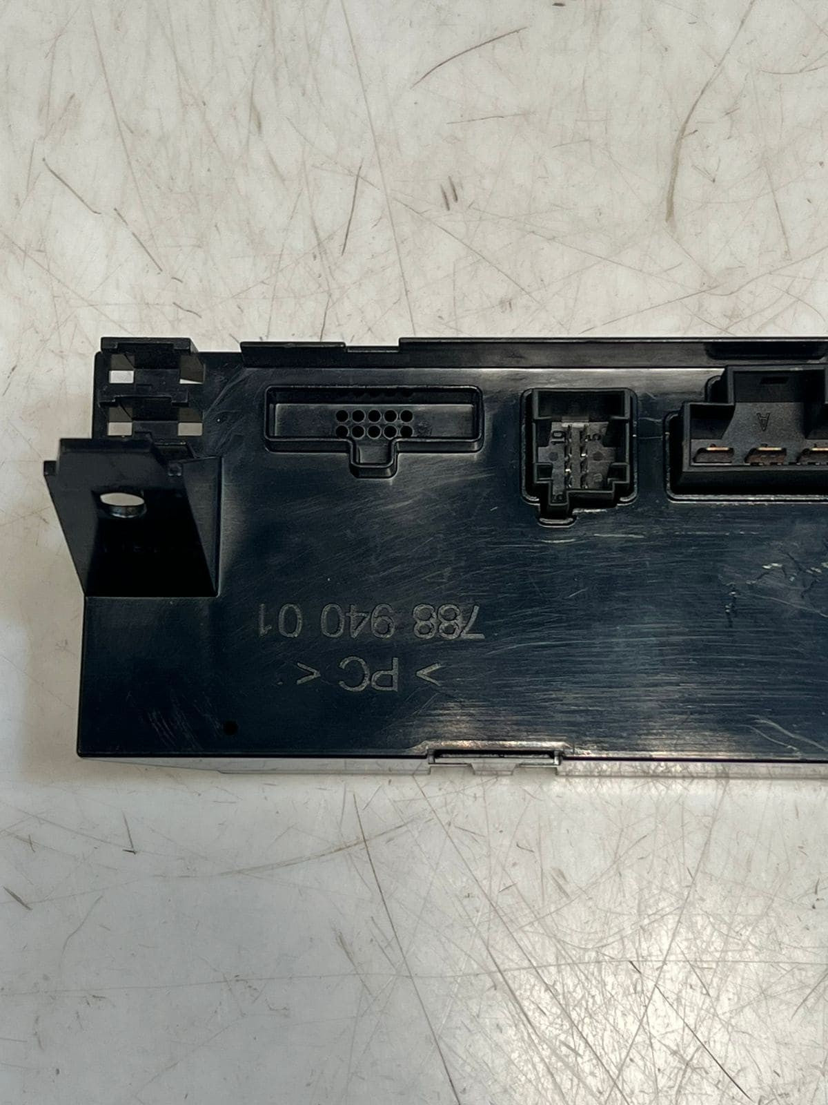 2007-2018 BMW X5 F15 and E70 3rd Row A/C Climate Control Module 9116489 OEM