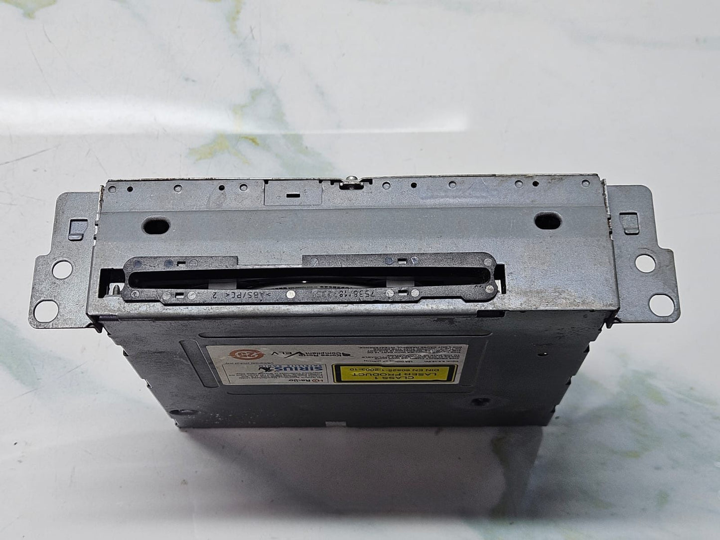 10-12 OEM BMW 5 F10 F11 HU CIC MID BUSINESS CD PLAYER SYSTEM CONTROLLER 9237202