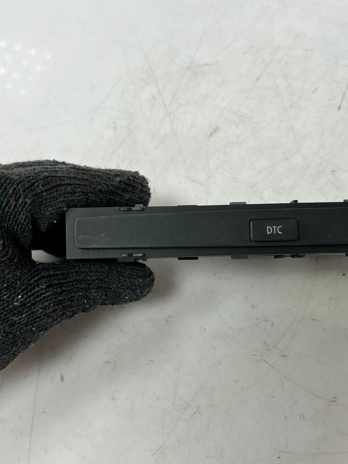 2005-2007 BMW 525i 5 Series E60 E61 535I DTC Traction Control Switch 6952469 OEM