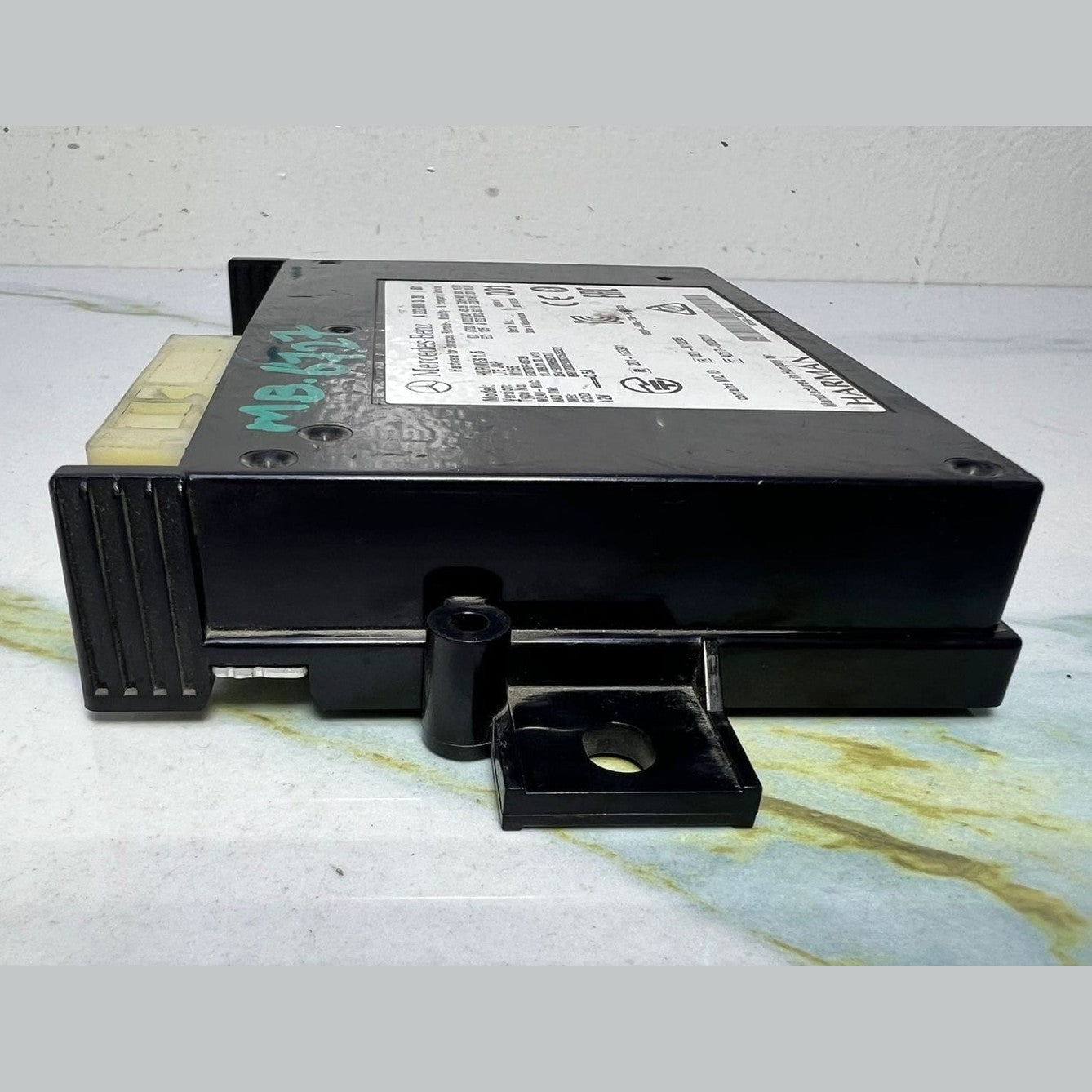 2019 Mercedes-Benz C180 Telematics Bluetooth Control Unit Module A2229003820