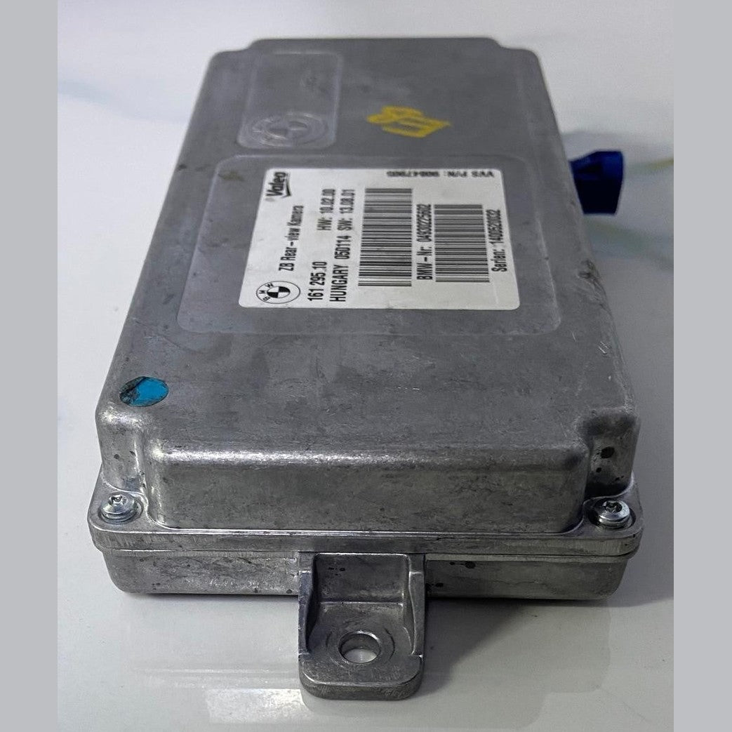 OEM BMW F01 F10 F30 F32 F06 F12 REAR VIEW CAMERA CONTROL MODULE 9302256