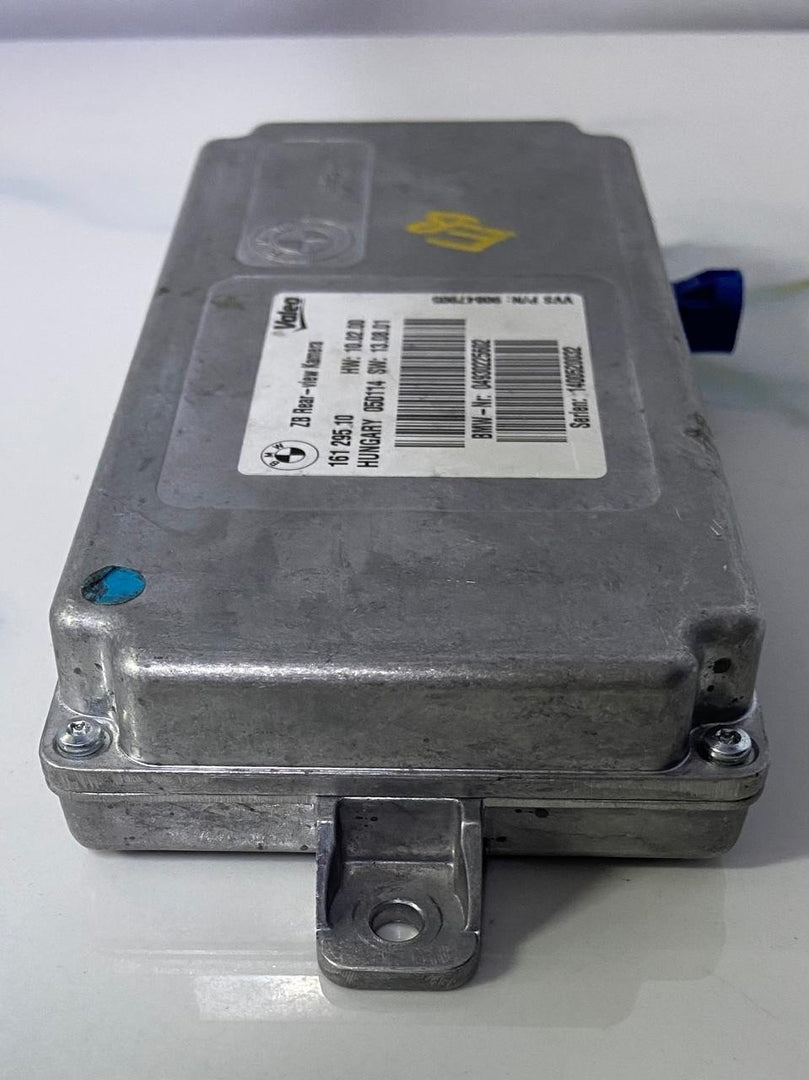 OEM BMW F01 F10 F30 F32 F06 F12 REAR VIEW CAMERA CONTROL MODULE 9302256