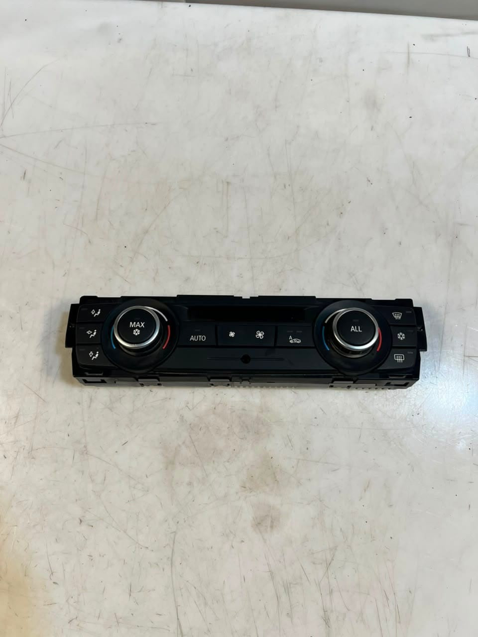 2010-2015 BMW X1 E84 E81 E82 E87 Air Conditioning Control Unit 9263303 OEM