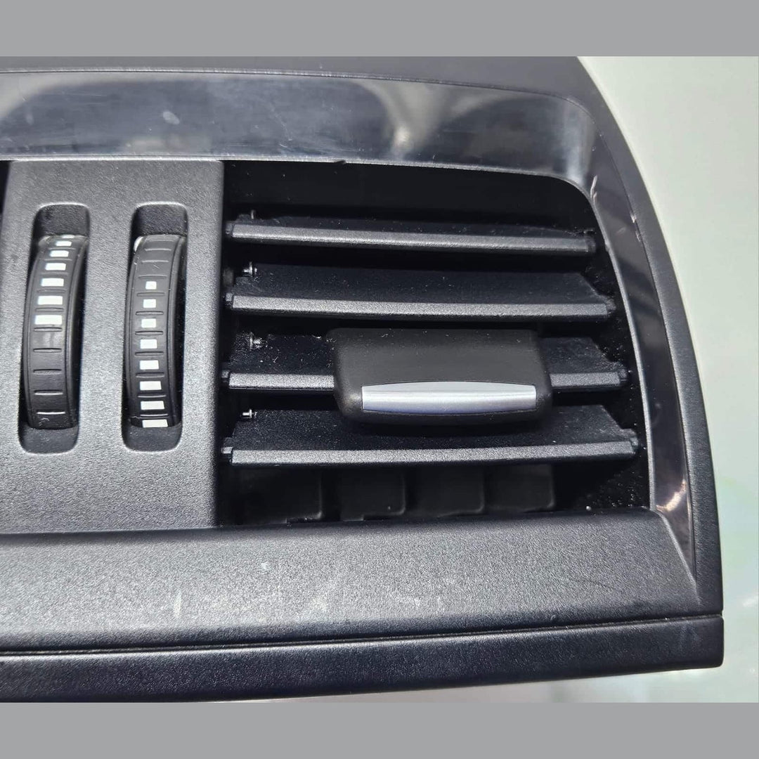 2014-2018 BMW X5 F15 Rear Center Console Air Vent 9252012 OEM