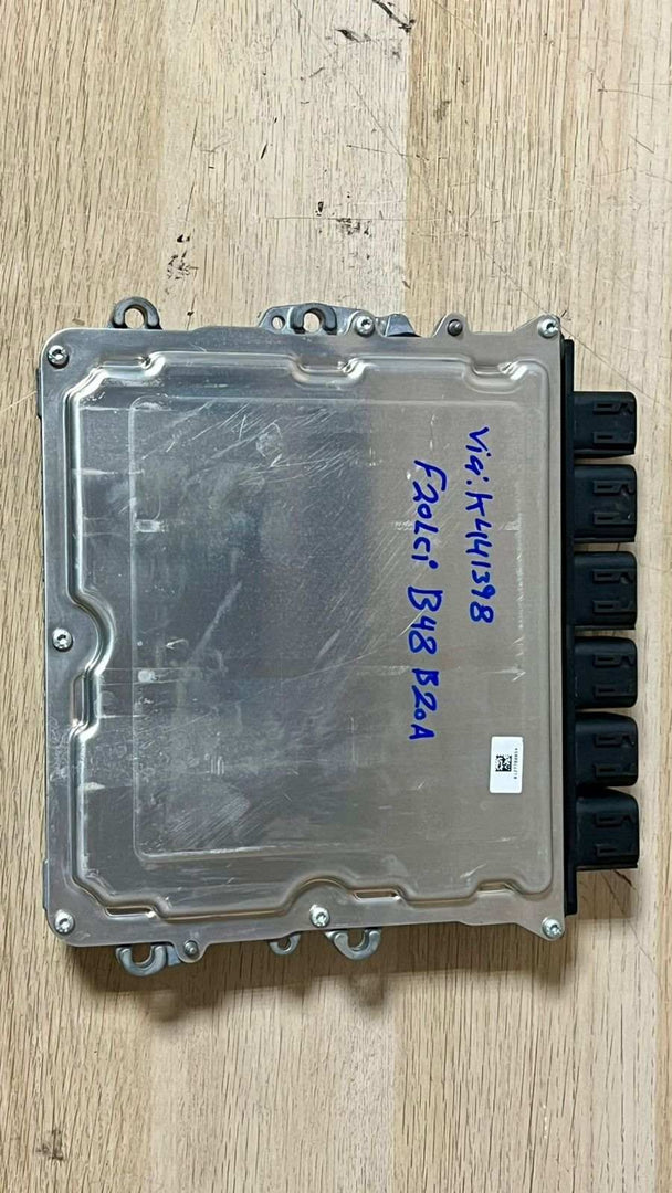BMW Engine Control ECU SET NO KEY F20 LCI B48 2.0 130I 430I 330I 8676533