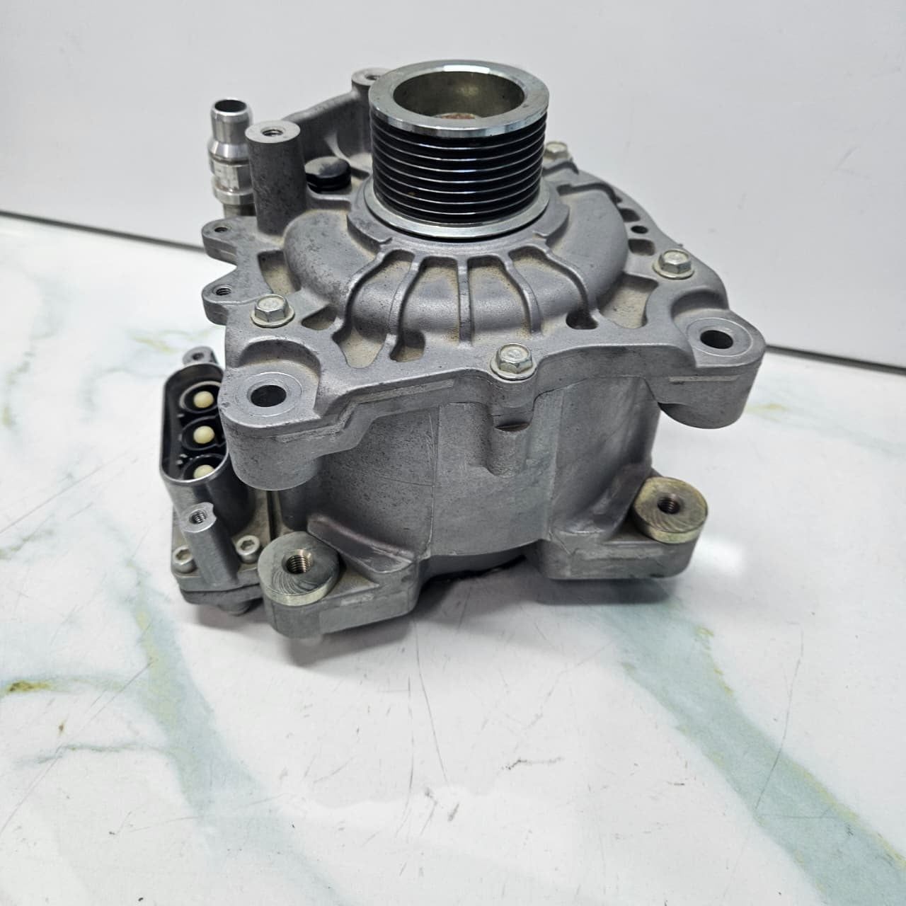 2014-2020 BMW i8 2 Series F45 225xe hybrid Crankshaft Starter Generator 7649390