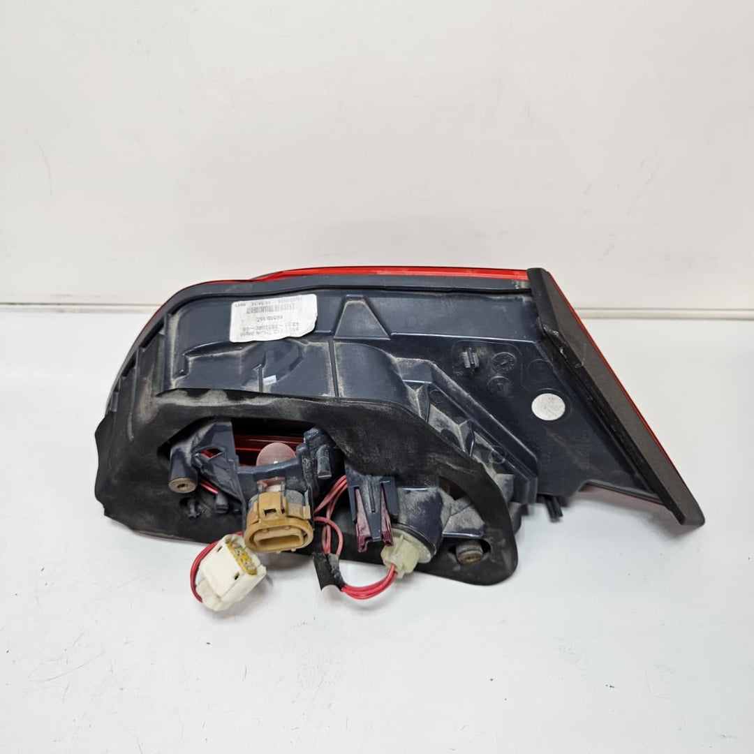 7210580-2013-2019 BMW 6 Series F06 F12 F13 650i Gran Coupe Taillight Rear Right