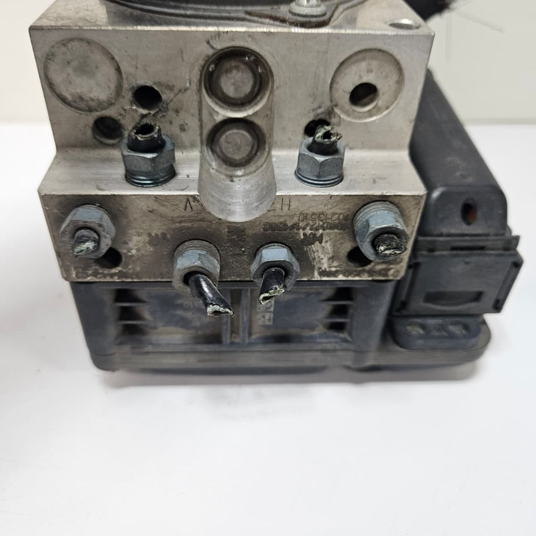 2011-2016 BMW 528i, 535i, 550i, 640i, 650i ABS Pump Module 6795519