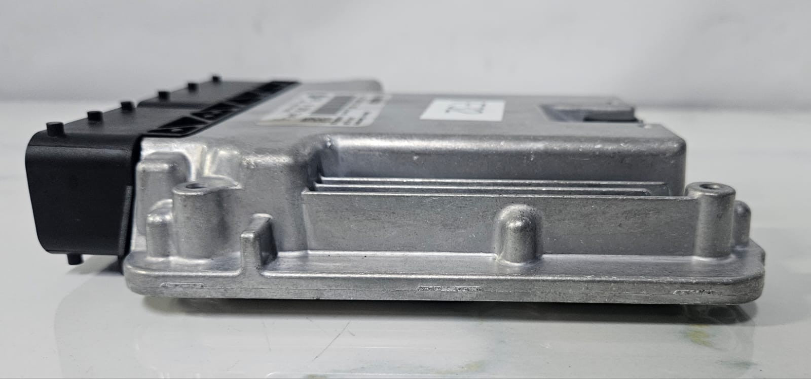 BMW F32 420d ECU Engine Control Unit Module 8576344