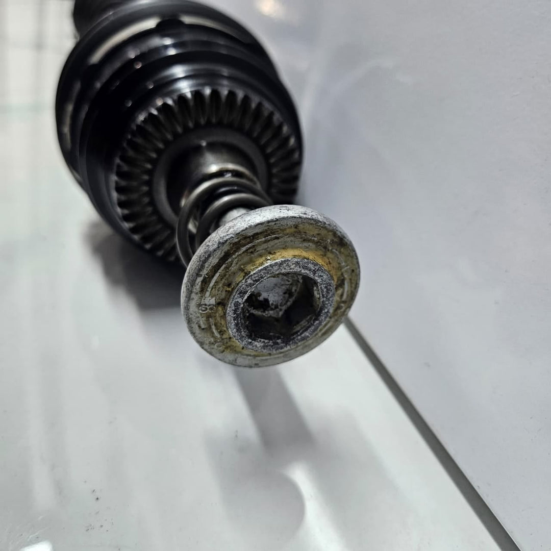 2017-2023 BMW X3 G01 X4 G02 Front Right Drive Shaft 8643184