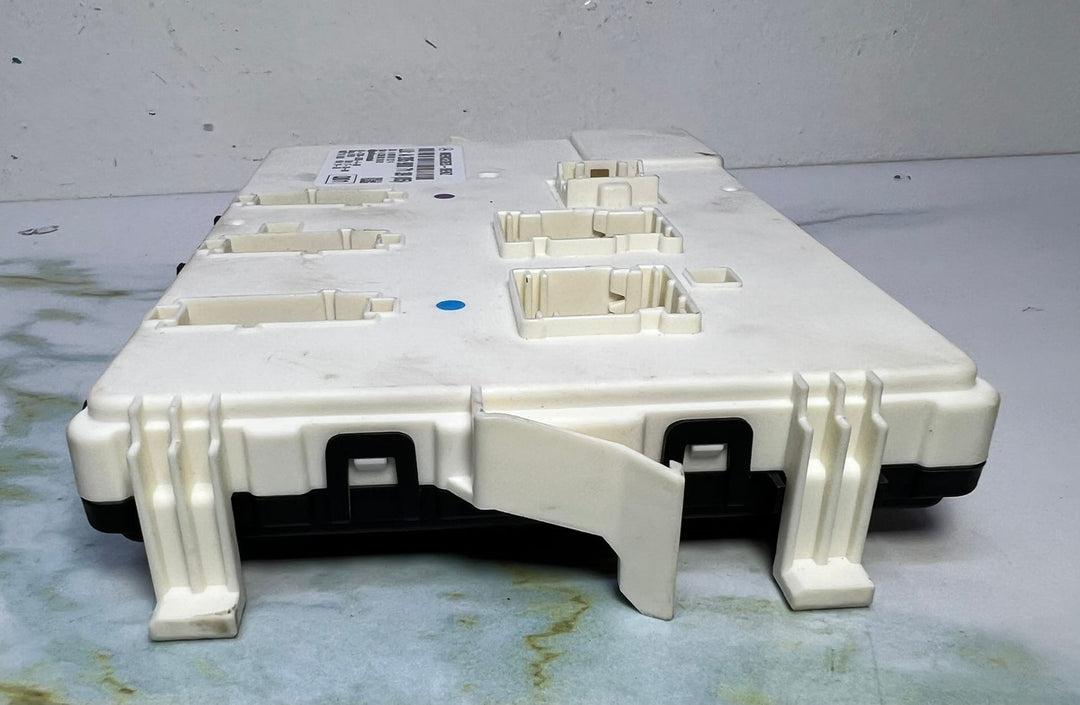 Mercedes W205 C300 C-Class Continental Control Module Unit A205 9007139 OEM