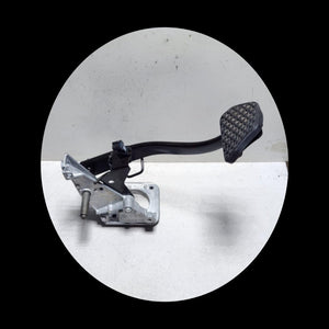 2009-2016 BMW Z4 Series E89 Brake Pedal Assembly 6785885 OEM