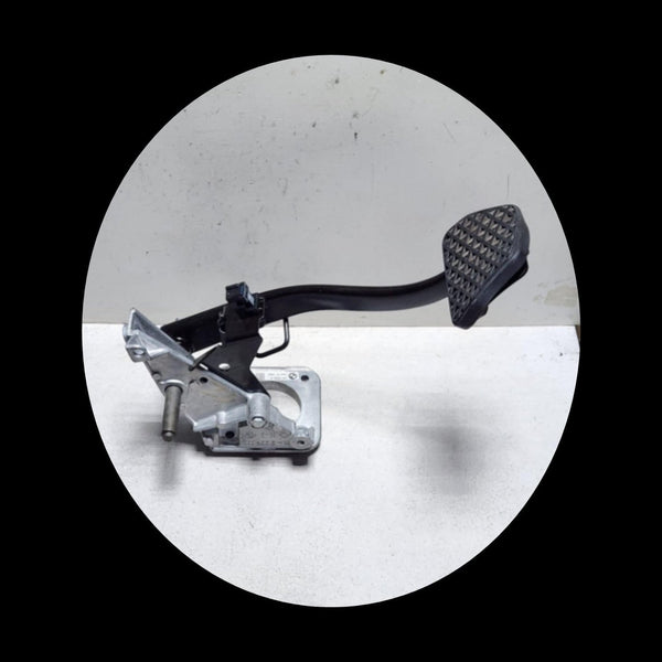 2009-2016 BMW Z4 Series E89 Brake Pedal Assembly 6785885 OEM