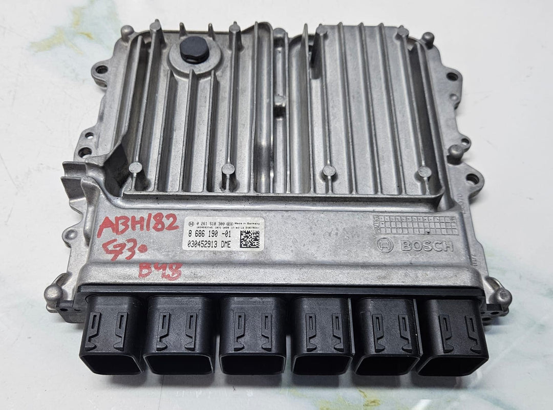 2017 BMW G30 530i B48 RHD Engine Control Unit ECU SET DME 8686190 OEM