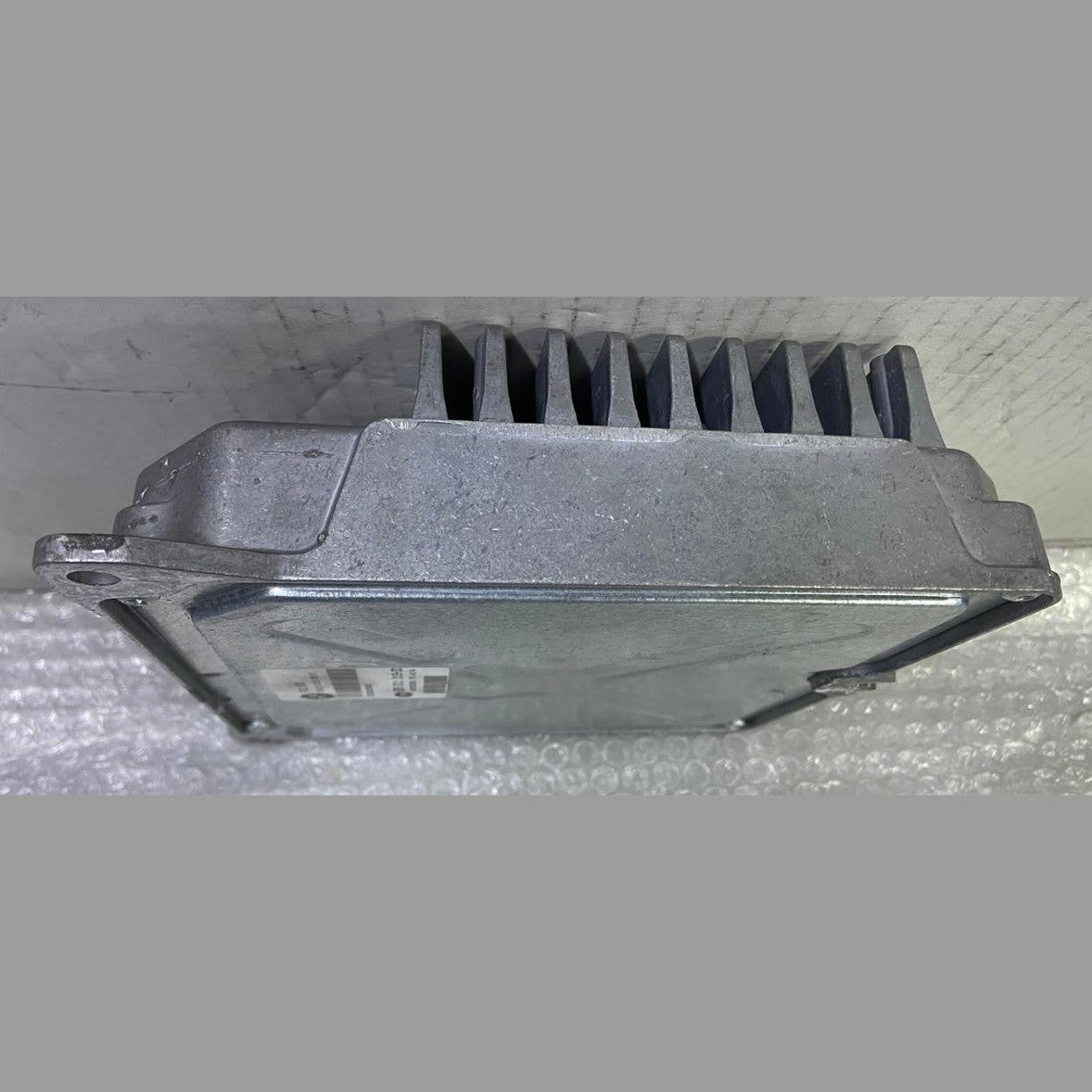 OEM BMW F15 X5 VOLTAGE CONVERTER CONTROL MODULE 9329336