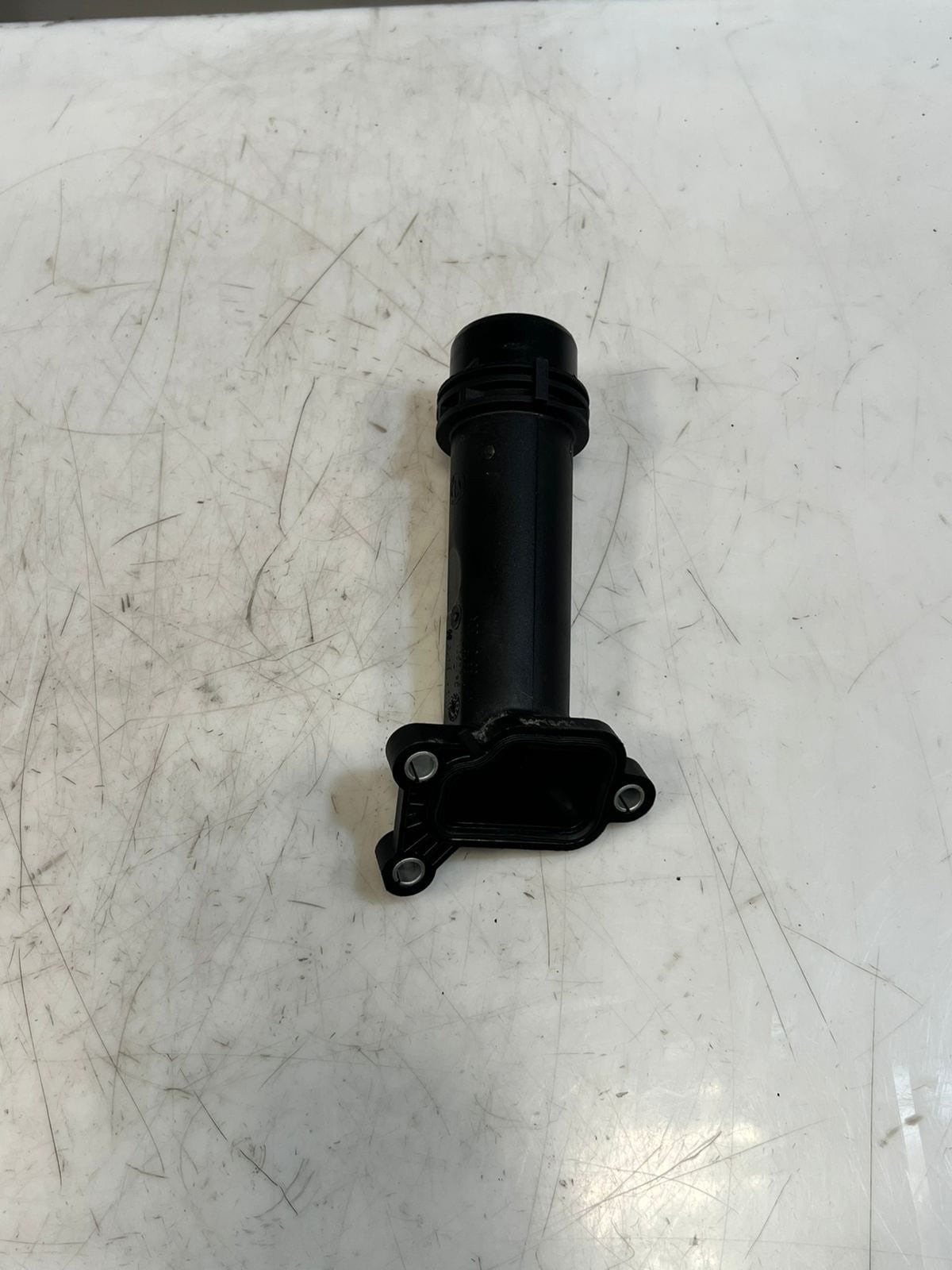 BMW 2' E91 F22 X1 E84 E90 Engine Coolant Water Pipe Hose Cylinder Head 7810707