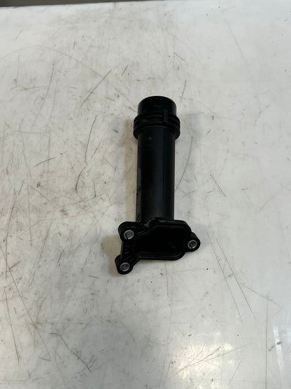 BMW 2' E91 F22 X1 E84 E90 Engine Coolant Water Pipe Hose Cylinder Head 7810707