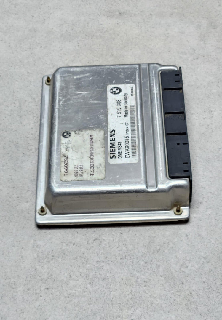 2001-2005 BMW X5 330i Engine Control Unit 7519308 OEM