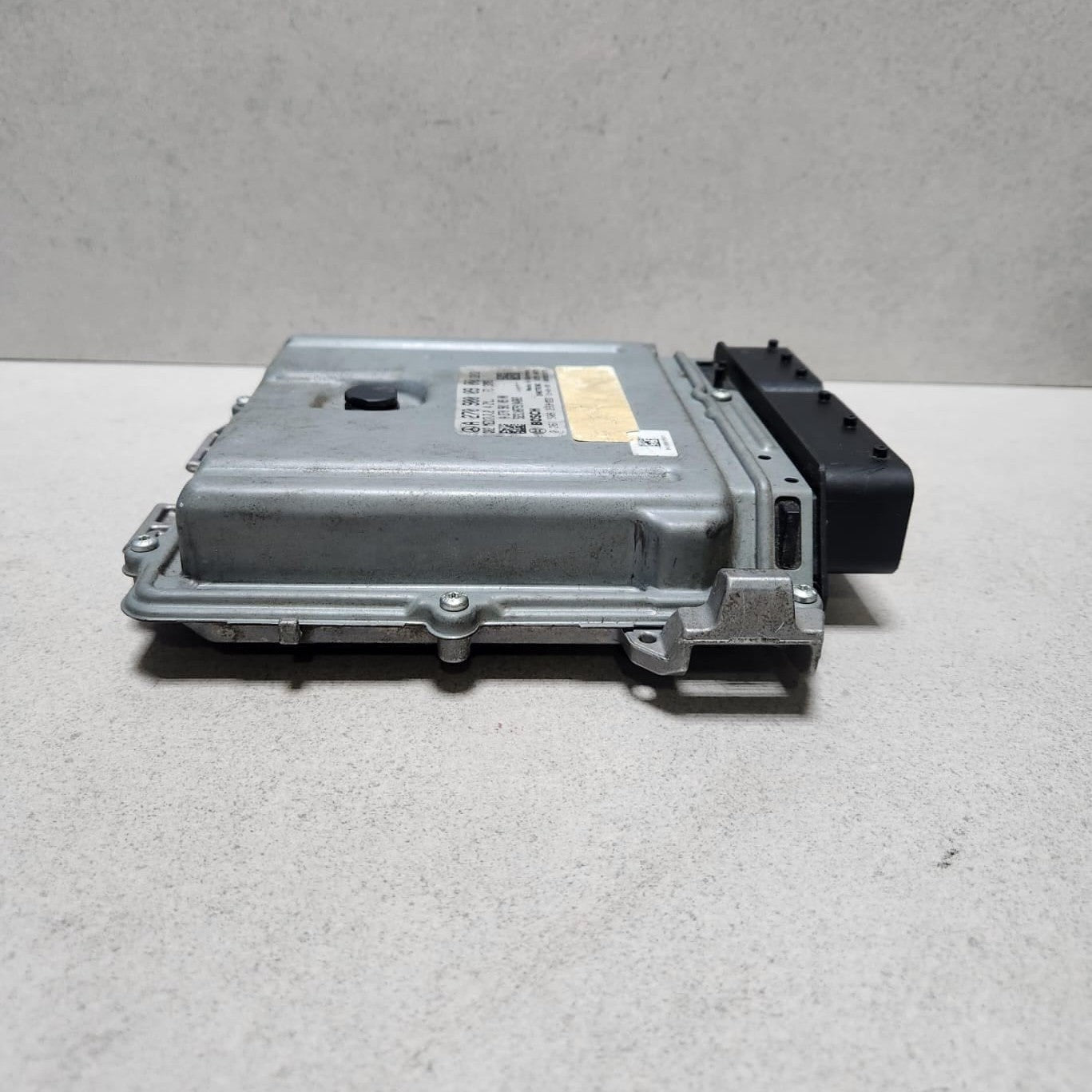 2014-2015 Mercedes-Benz CLA250 Engine Control Unit A2709000900 CLA250 C117
