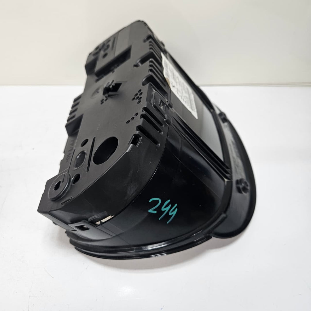 2010-2015 BMW X1 E84 Speedometer Instrument Cluster 9283807