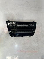 Bild in die Galerieansicht laden, 2014-2018 BMW X5 F15 Climate Control Panel 9365430 OEM