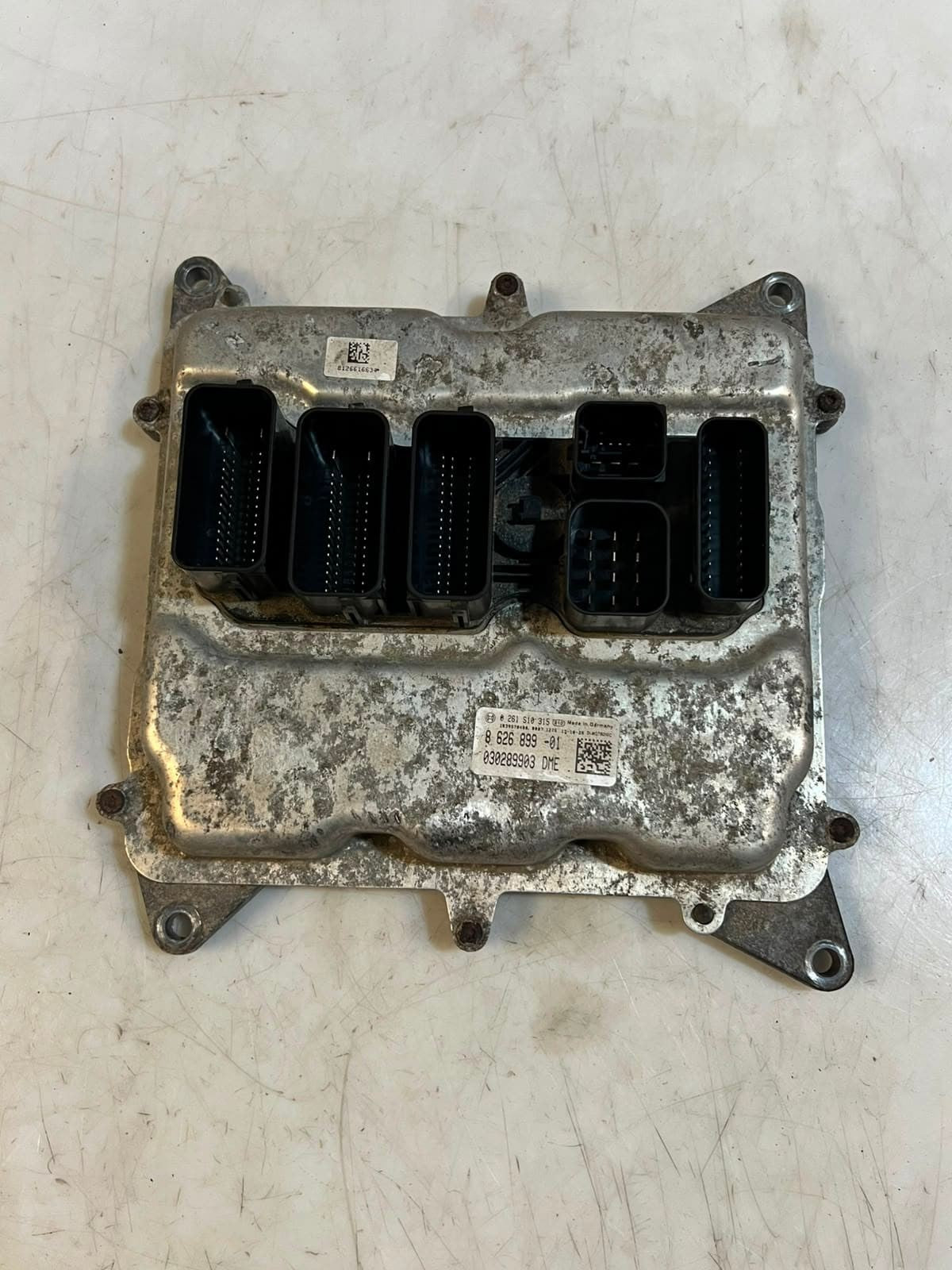 2011-2015 BMW X1 Z4 E84 N20 Engine Control Module ECU DME ONLY 8626899 OEM